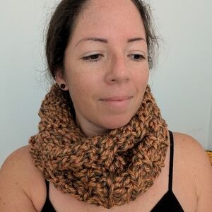 Chunky Knit Infinity Scarf